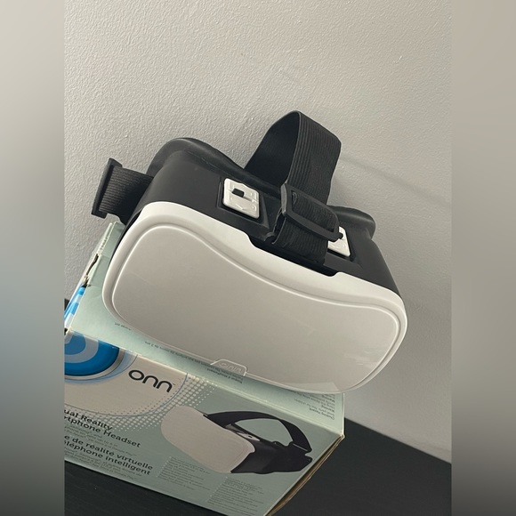 VR Smartphone Headset - Picture 6 of 9